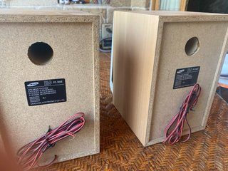 Altavoces Samsung Marrones