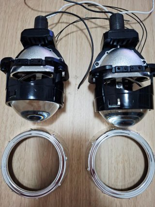 Kit 2 Proyectores Bi-LED  2.5" para Faros