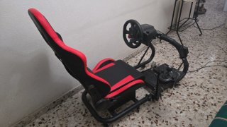 Volante con pedales y palanca Logitech Gaming PS5