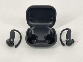 in-ear beats powerbeats pro 2