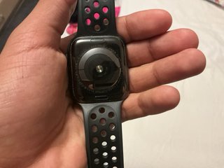 Apple Watch Series 5 Space Gray