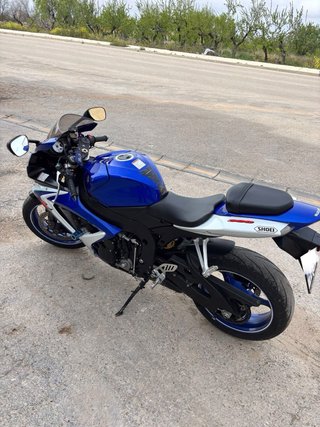 Suzuki GSXR 600 k6