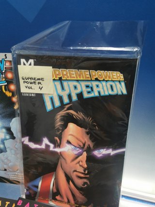 26 Cómics edición USA, Captain Marvel, The marvels project, Batman Y MAS