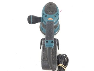 lijadora orbital makita bo5041