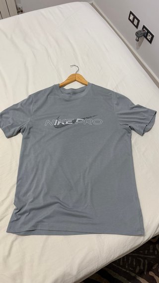 Camiseta Nike Pro Gris Talla L