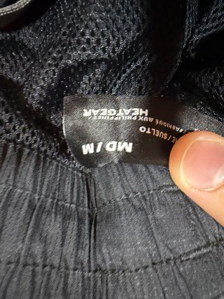 Pantalón deportivo Under Armour negro