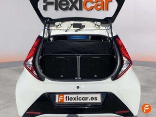 Toyota Aygo 1.0 70 x-play