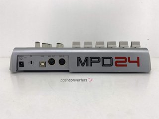 mesa mezclas akai mpd24