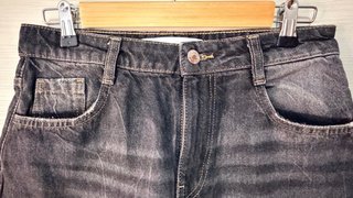 Bermuda Bershka gris mujer