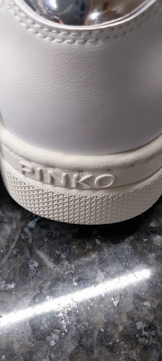 Tênis Pinko Pele Branco e Prateado