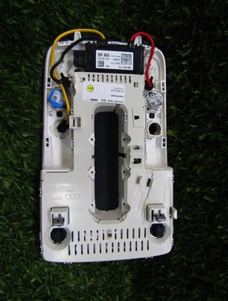 Audi 81a947135 5q0951177 luz q2 (gab) 1.4 93005