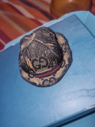 Mini cappellino vintage Gucci ex portachiavi