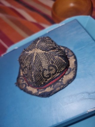 Mini cappellino vintage Gucci ex portachiavi