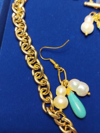 Set Collana e Orecchini Perle Fiume e Turchese