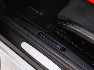 Porsche 911 911 3.8 GT3