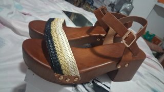 Sandalias de madera y tela Talla 38 Nuevas