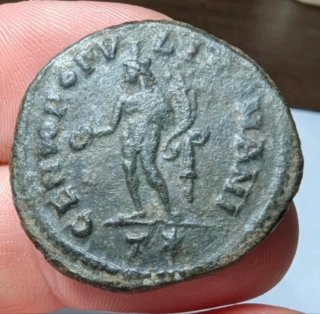 Follis Constancio I Cloro 294-295 d.C. Ticinum