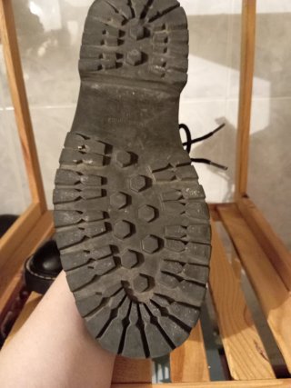 Botines negros con cordones y cremallera