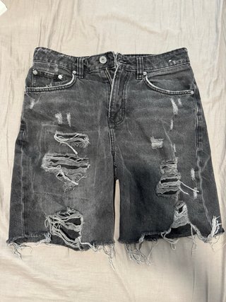 Shorts vaqueros rotos Lefties negros como nuevos.