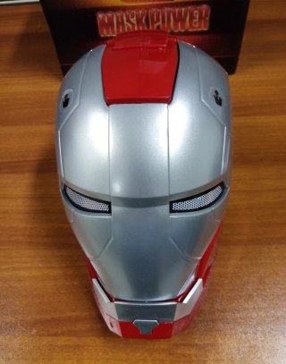 2 CASCHI ARGENTO MARVEL IRON MAN MK5 APERTURA MOTO