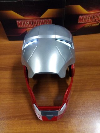 2 CASCHI ARGENTO MARVEL IRON MAN MK5 APERTURA MOTO