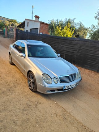 Mercedes-Benz Clase E 2003