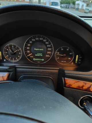 Mercedes-Benz Clase E 2003