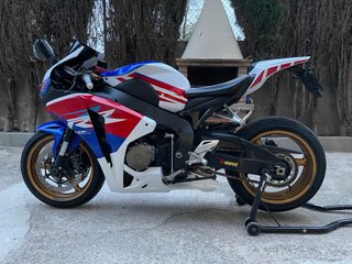 Honda CBR 1000 RR 2009 PRECIO NEGOCIABLE