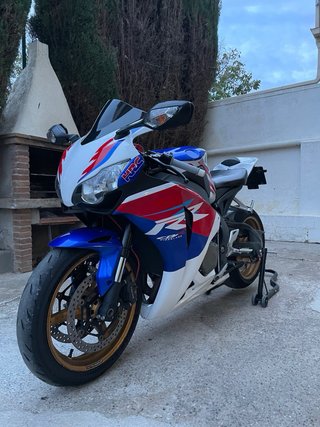 Honda CBR 1000 RR 2009 PRECIO NEGOCIABLE