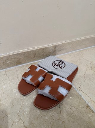 Sandali tipo Hermès Oran Taglia 36