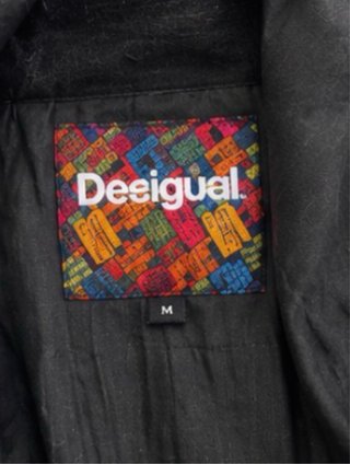 Chaqueta Desigual hombre con capucha – diseño excl