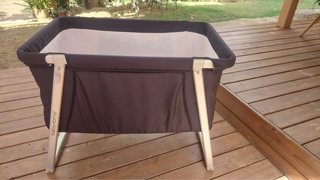Cuna moisés BabyHome + colchón y sábanas + baño