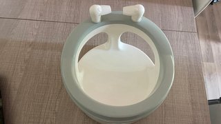 Cuna moisés BabyHome + colchón y sábanas + baño