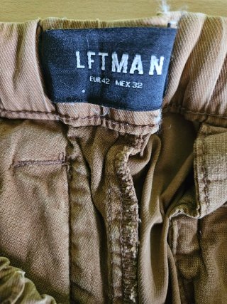 Pantalón cargo hombre color natural