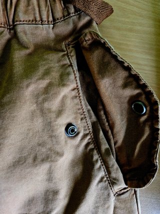 Pantalón cargo hombre color natural