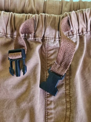 Pantalón cargo hombre color natural