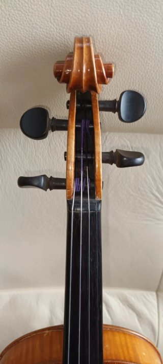 Violín antiguo.