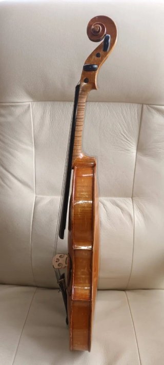 Violín antiguo.