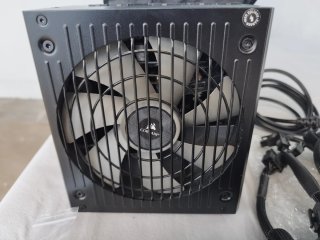 Fuente Alimentación Corsair RM650x