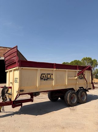 Remolque Esparcidor Gili