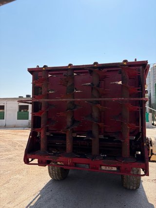 Remolque Esparcidor Gili