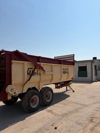 Remolque Esparcidor Gili