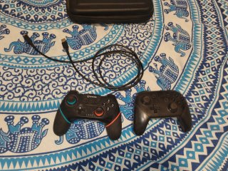 Nintendo Switch+4Juegos+2Mandos+Microsd128Gb+funda