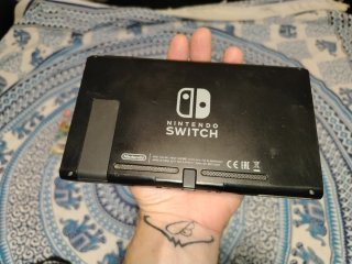 Nintendo Switch+4Juegos+2Mandos+Microsd128Gb+funda