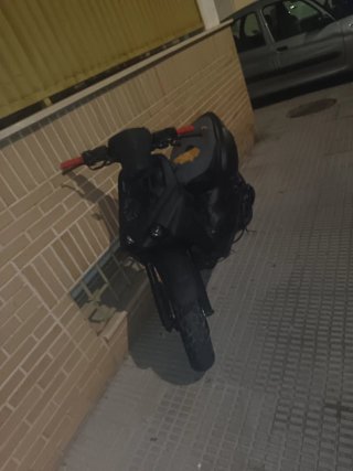 Aprilia Rally Negra