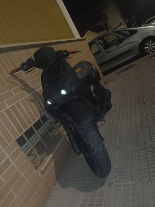 Aprilia Rally Negra