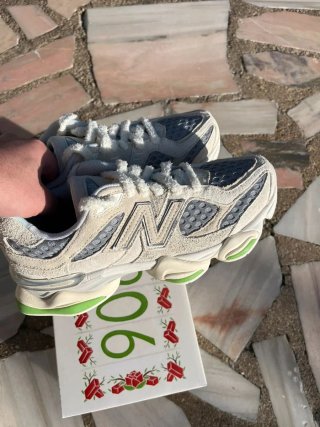 Zapatillas New Balance Beige/Verde Talla 42.5