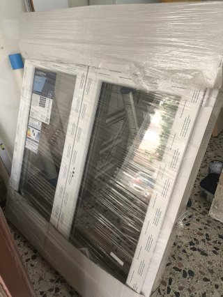 Ventana PVC Oscilobatiente 6 Cámaras con persiana