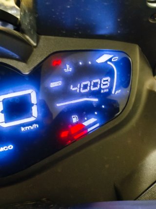 Kymco Xciting VS 400 Maxi Scooter Negra