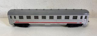 Tren Paya y Vías